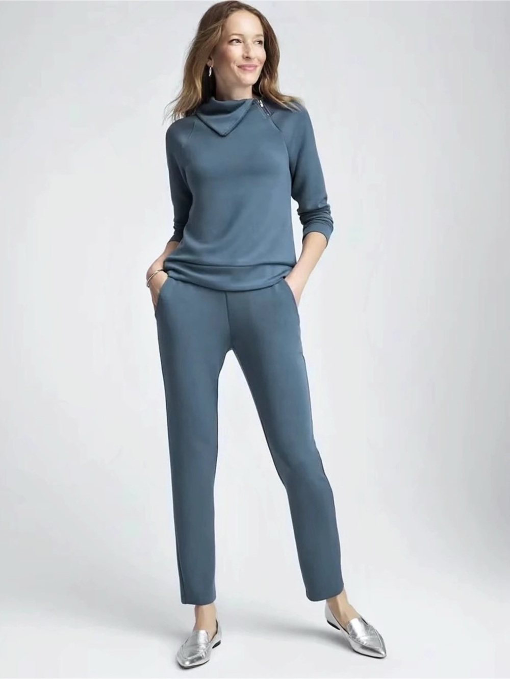 NWT Chico’s Zenergy Soft Ankle Pants~Stormy Weather